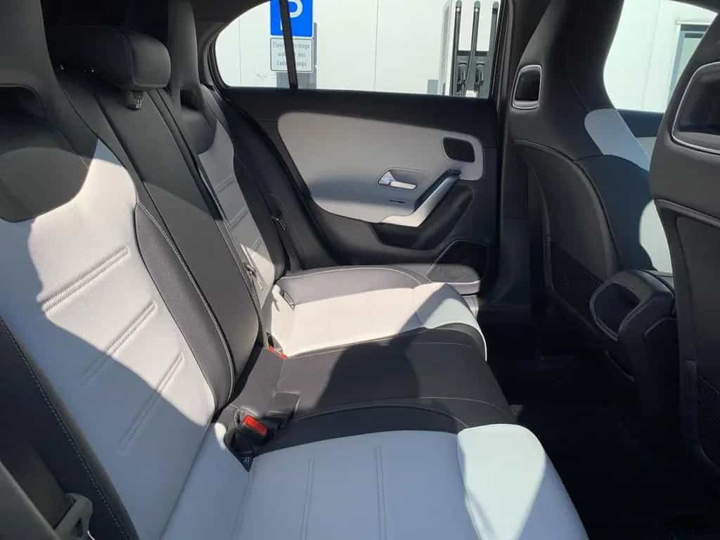 Mercedes-Benz A 35 AMG 4Matic BURMESTER+KAMERA+ALLRAD+LEDER+ 04/2019-photo-25
