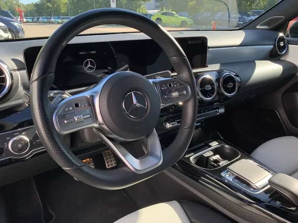 Mercedes-Benz A 35 AMG 4Matic BURMESTER+KAMERA+ALLRAD+LEDER+ 04/2019-photo-9