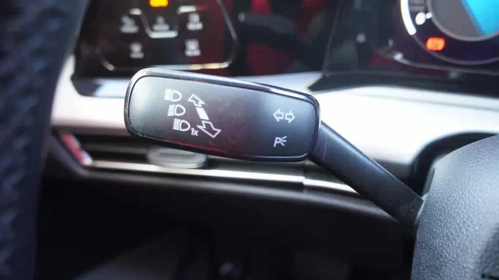 Volkswagen Golf VIII 1.5 TSI Life LED ACC Kamera Navi AHK 08/2020-photo-15