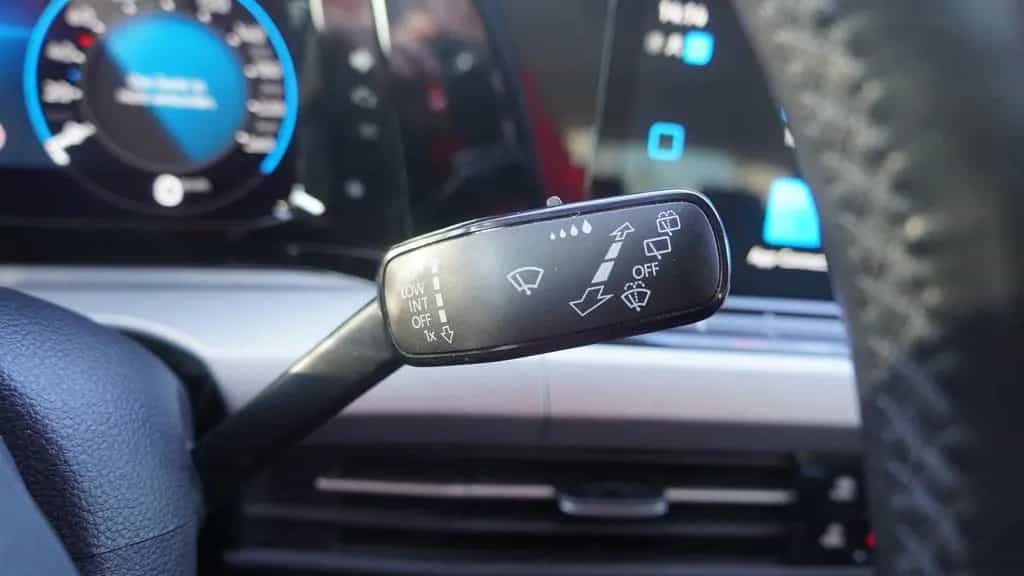 Volkswagen Golf VIII 1.5 TSI Life LED ACC Kamera Navi AHK 08/2020-photo-17