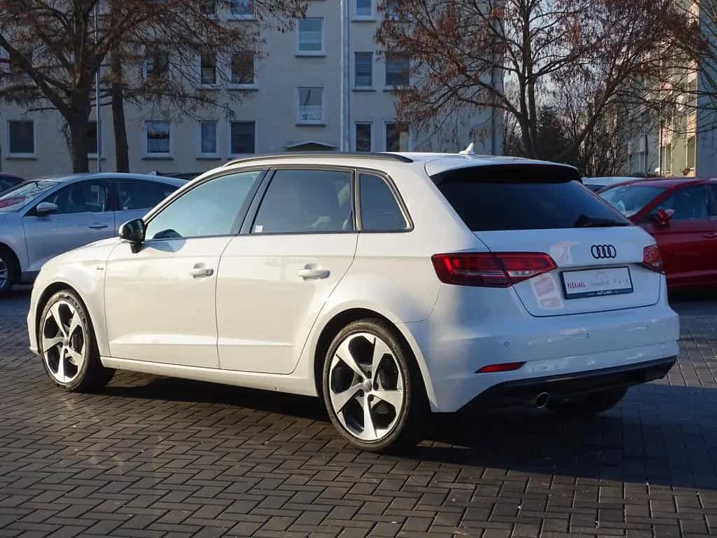 Audi A3 Sportback 30 1.0 TFSI sport Klimaaut. DAB USB 01/2019-photo-2
