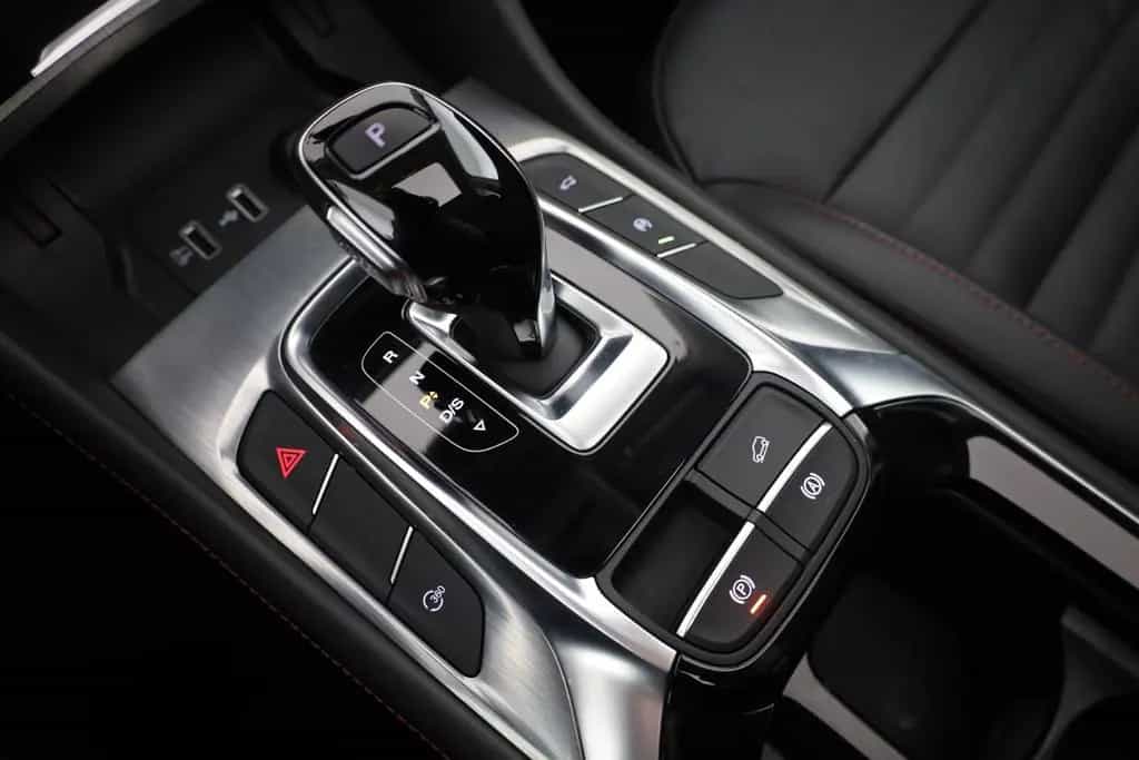 MG HS 1.5 T-GDI Luxury Aut. LED ACC Navi 360° Pano 03/2024-photo-12