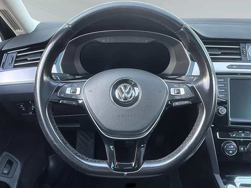 Volkswagen Passat Variant 2.0 TSI DSG Highline LED PANO NAV 03/2016-photo-14