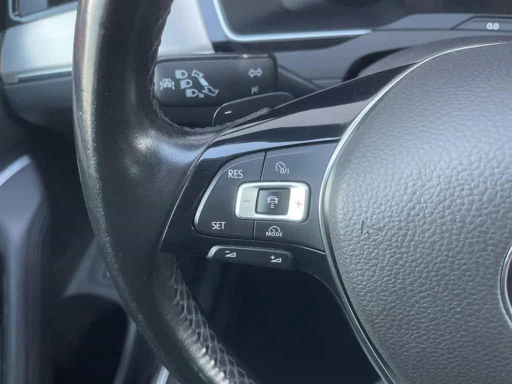 Volkswagen Passat Variant 2.0 TSI DSG Highline LED PANO NAV 03/2016-photo-22