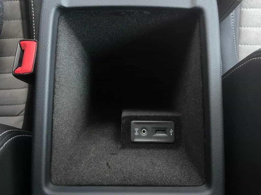 Volkswagen Passat Variant 2.0 TSI DSG Highline LED PANO NAV 03/2016-photo-36