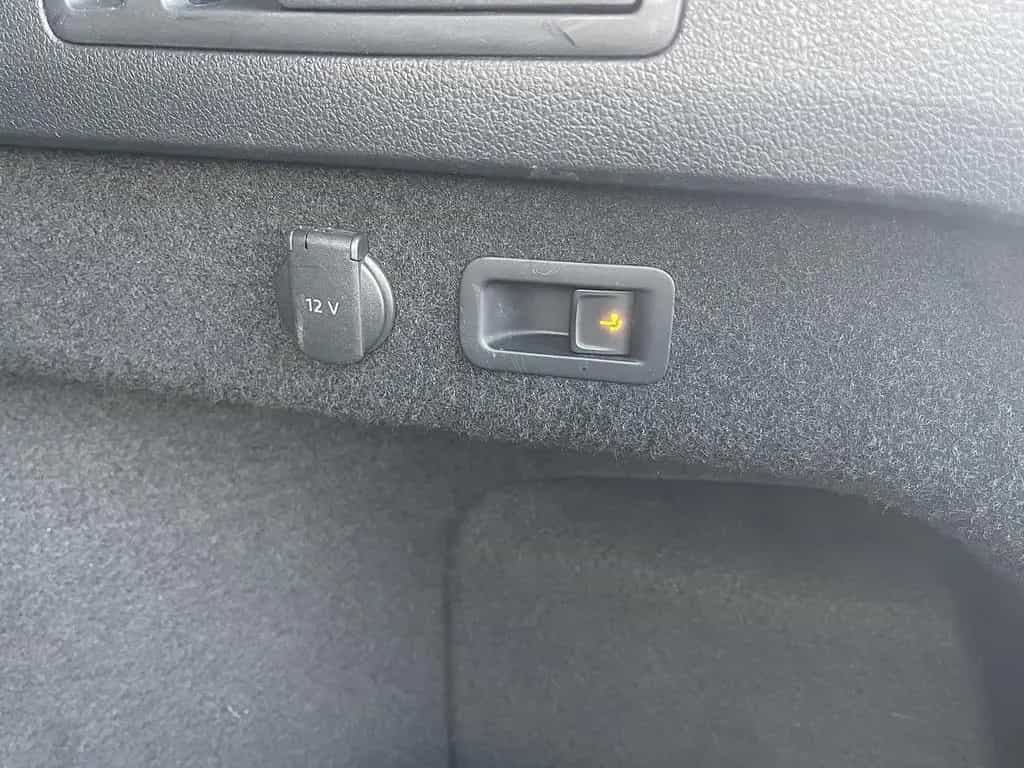 Volkswagen Passat Variant 2.0 TSI DSG Highline LED PANO NAV 03/2016-photo-42