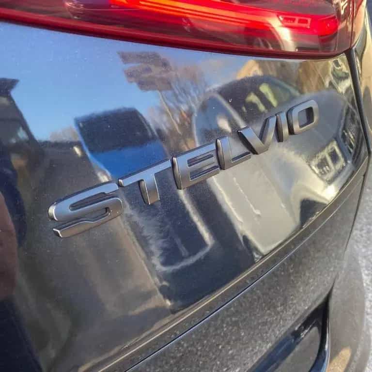 Alfa Romeo Stelvio 2.9 Bi-Turbo V6 510 CV AT8 Qu 04/2018-photo-10