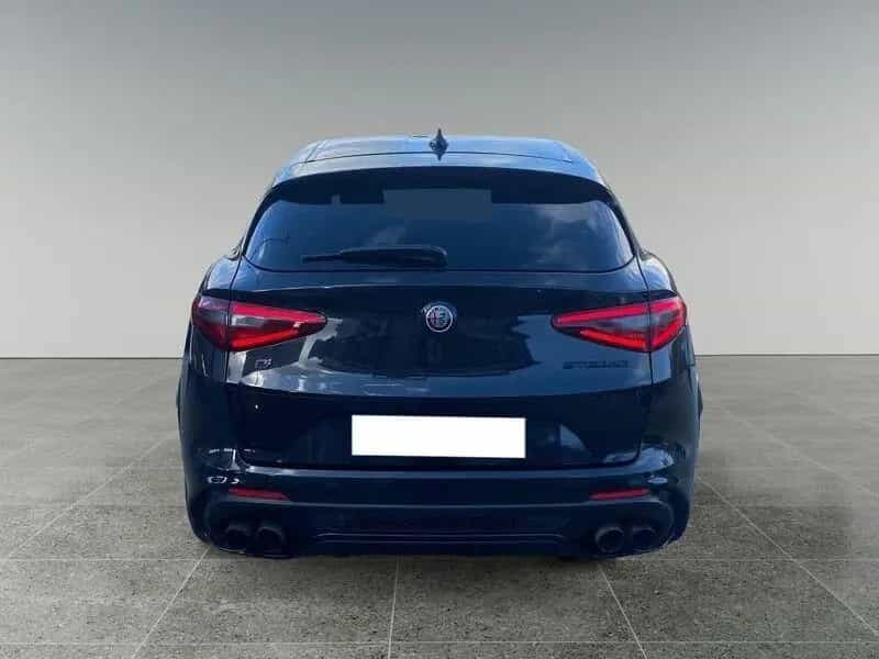 Alfa Romeo Stelvio 2.9 Bi-Turbo V6 510 CV AT8 Qu 04/2018-photo-3