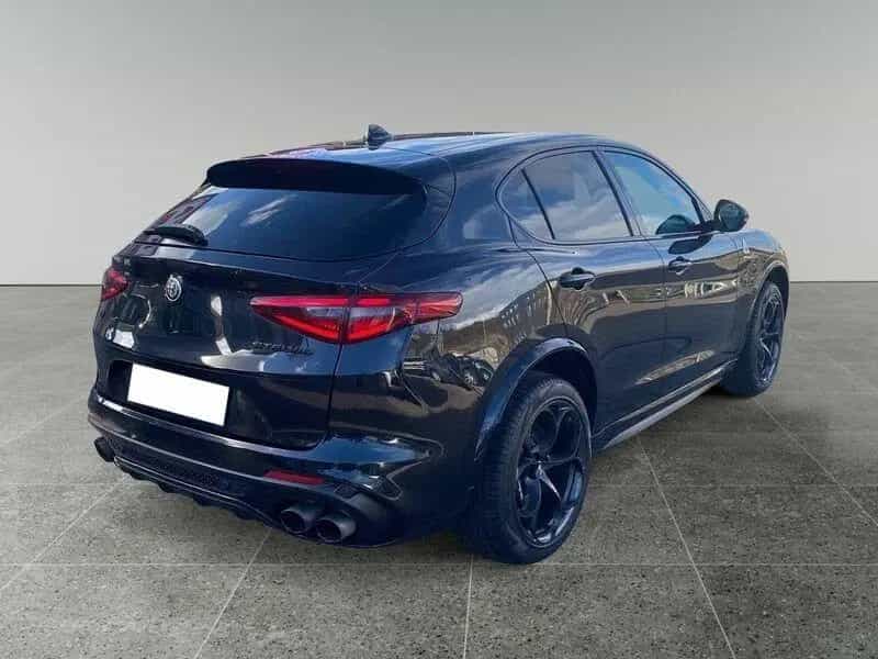 Alfa Romeo Stelvio 2.9 Bi-Turbo V6 510 CV AT8 Qu 04/2018-photo-4