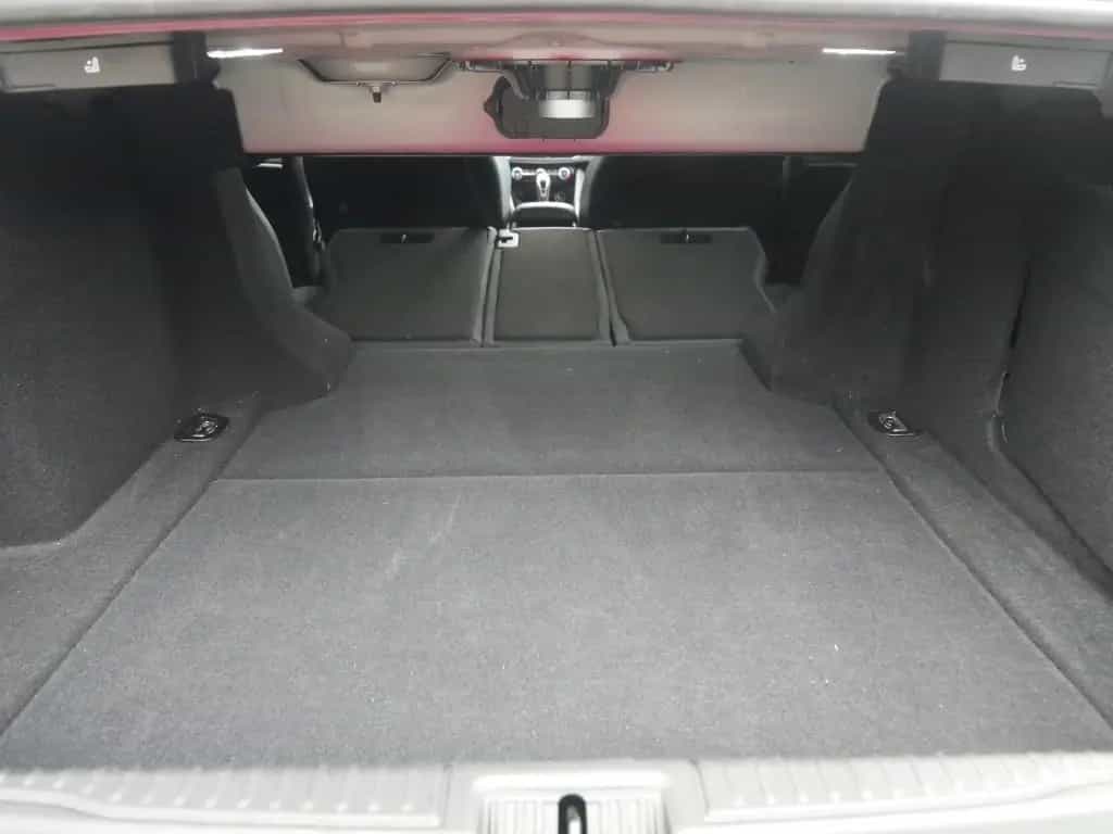 Alfa Romeo Giulia COMPETIZIONE 2.0 TURBO 16V 280 PS AT8 Q4 06/2023-photo-25