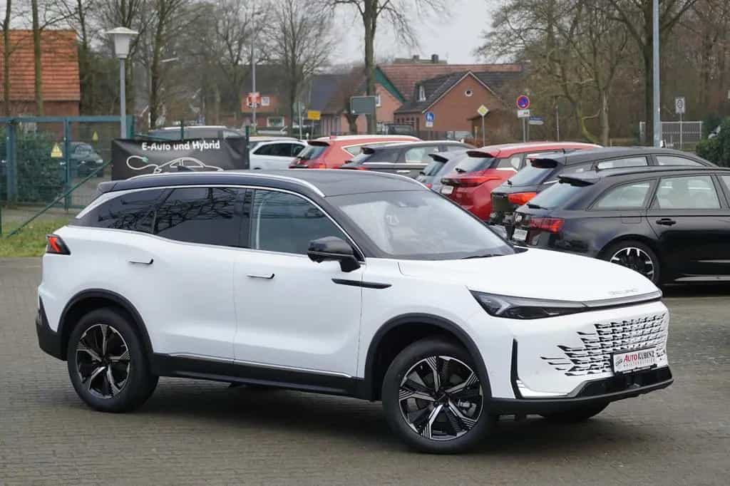 BAIC X75 1,5L GDI 1.Hd Massage/Sitzbelüftung/360°/DAB 07/2025-photo-1