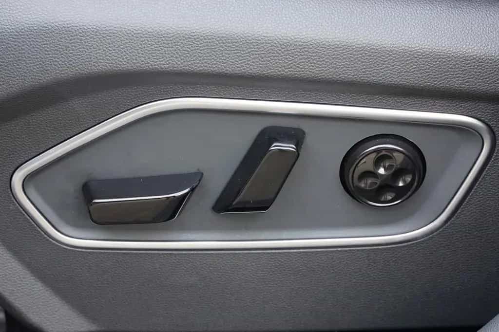 BAIC X75 1,5L GDI 1.Hd Massage/Sitzbelüftung/360°/DAB 07/2025-photo-11