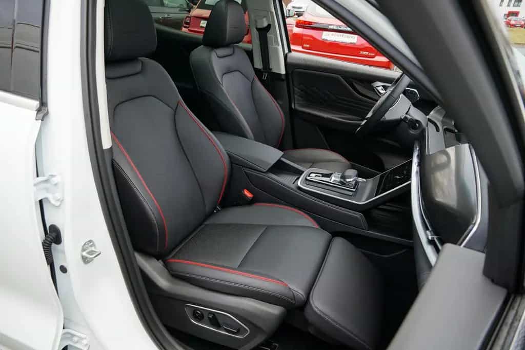 BAIC X75 1,5L GDI 1.Hd Massage/Sitzbelüftung/360°/DAB 07/2025-photo-12