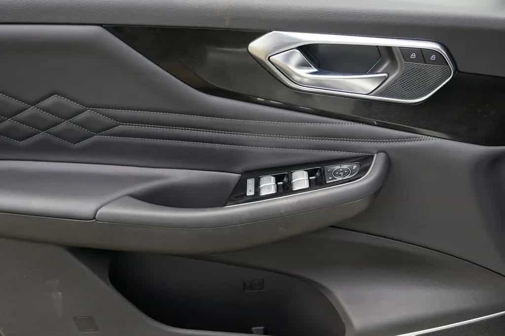 BAIC X75 1,5L GDI 1.Hd Massage/Sitzbelüftung/360°/DAB 07/2025-photo-17