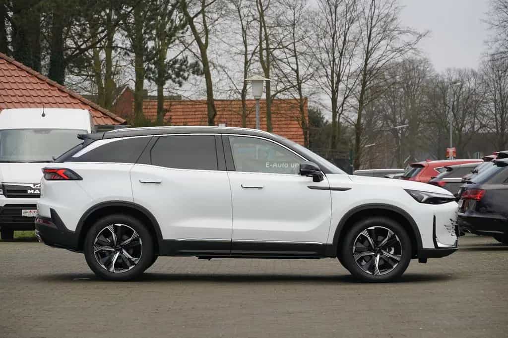BAIC X75 1,5L GDI 1.Hd Massage/Sitzbelüftung/360°/DAB 07/2025-photo-3