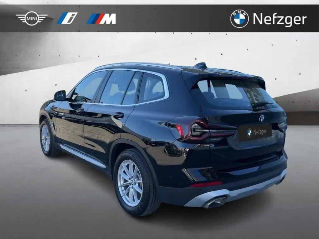BMW X3 xDrive30d Park-Assistent AHK LED HiFI 07/2022-photo-2