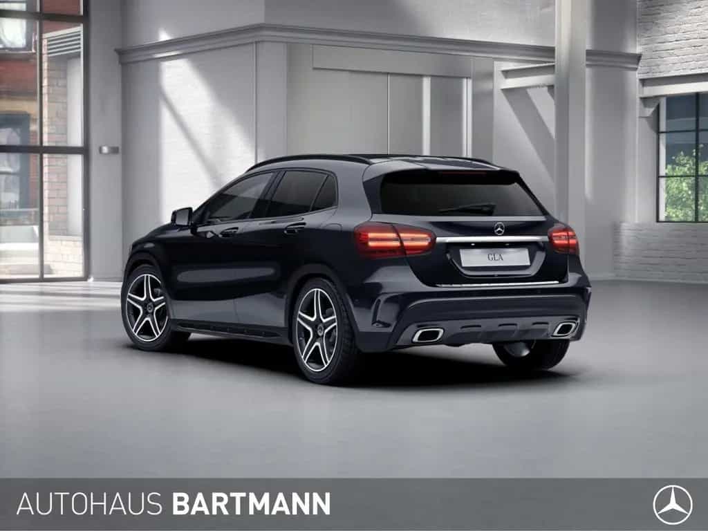 Mercedes-Benz GLA-Class 200 AMG+SOUNDSYSTEM+NAVI +PTS+SZH+LED+KAMERA 03/2017-photo-1