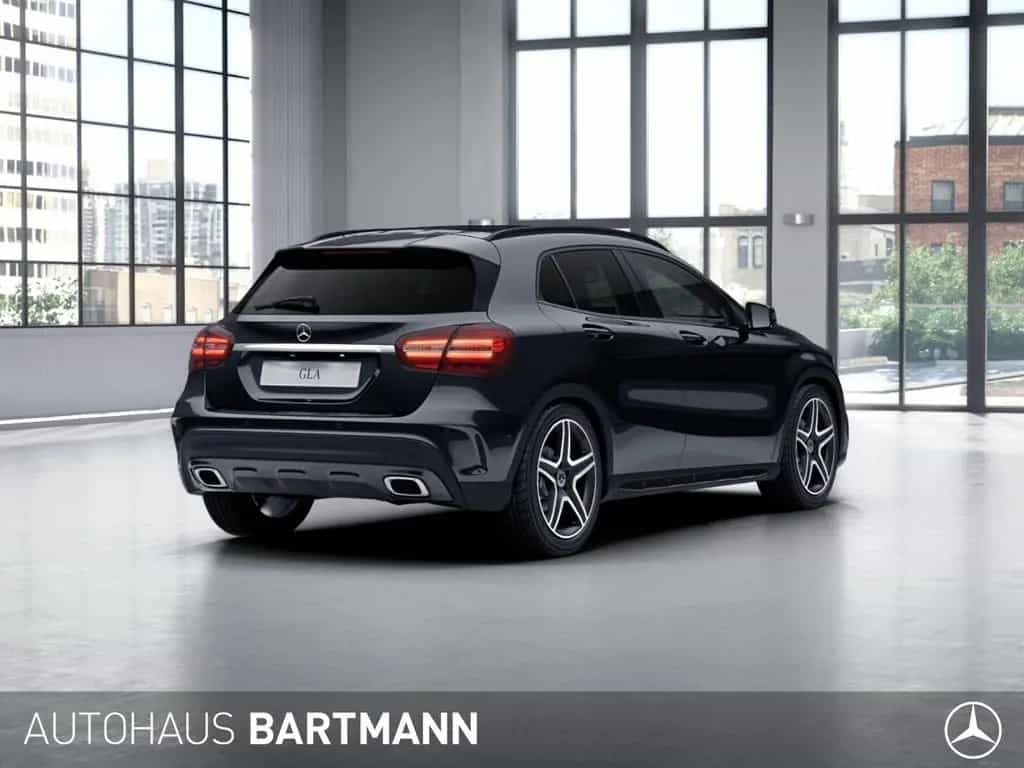 Mercedes-Benz GLA-Class 200 AMG+SOUNDSYSTEM+NAVI +PTS+SZH+LED+KAMERA 03/2017-photo-3