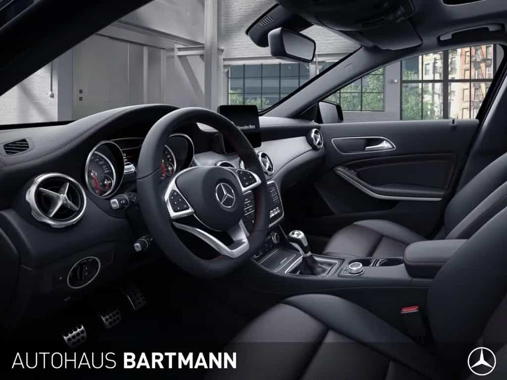 Mercedes-Benz GLA-Class 200 AMG+SOUNDSYSTEM+NAVI +PTS+SZH+LED+KAMERA 03/2017-photo-4