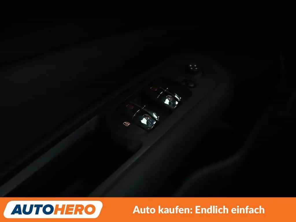 MINI One Clubman Clubman One *PDC*SHZ*ALU*KLIMA*GARANTIE* 01/2018-photo-24
