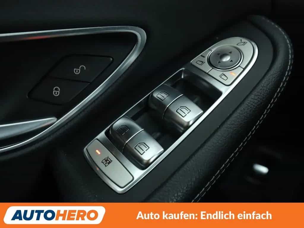 Mercedes-Benz C-Class 180 Avantgarde Aut.*NAVI*TEMP*CAM*PDC*SHZ*ALU* 12/2019-photo-21