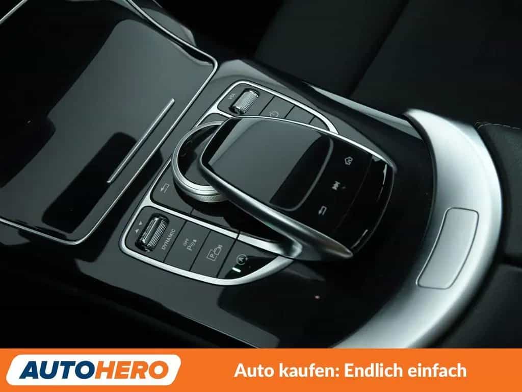 Mercedes-Benz C-Class 180 Avantgarde Aut.*NAVI*TEMP*CAM*PDC*SHZ*ALU* 12/2019-photo-22