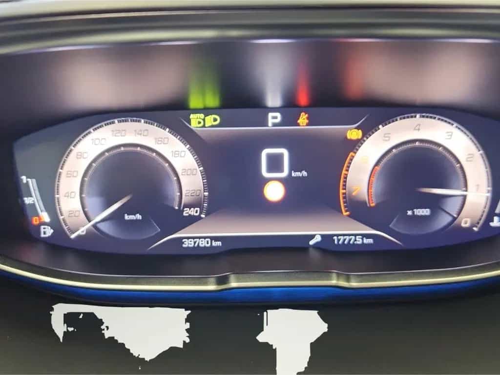 Peugeot 3008 GT PT 130 EAT8 AHK ACC SHZ Navi Digitales C 09/2023-photo-14