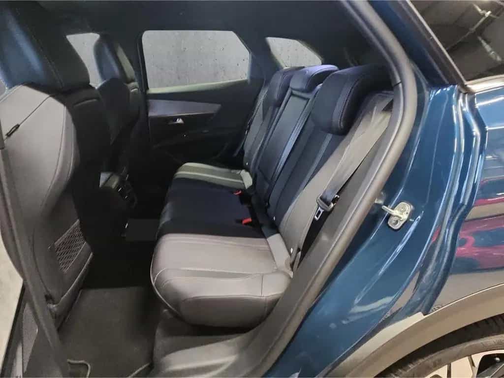 Peugeot 3008 GT PT 130 EAT8 AHK ACC SHZ Navi Digitales C 09/2023-photo-7