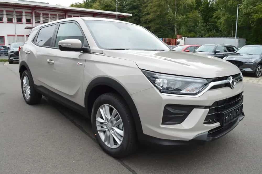 KGM Korando 1.5 T-GDI Nomad *Cam+PDC+DAB+SH+Heizung* 01/2026-photo-3