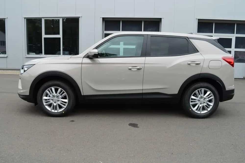 KGM Korando 1.5 T-GDI Nomad *Cam+PDC+DAB+SH+Heizung* 01/2026-photo-4