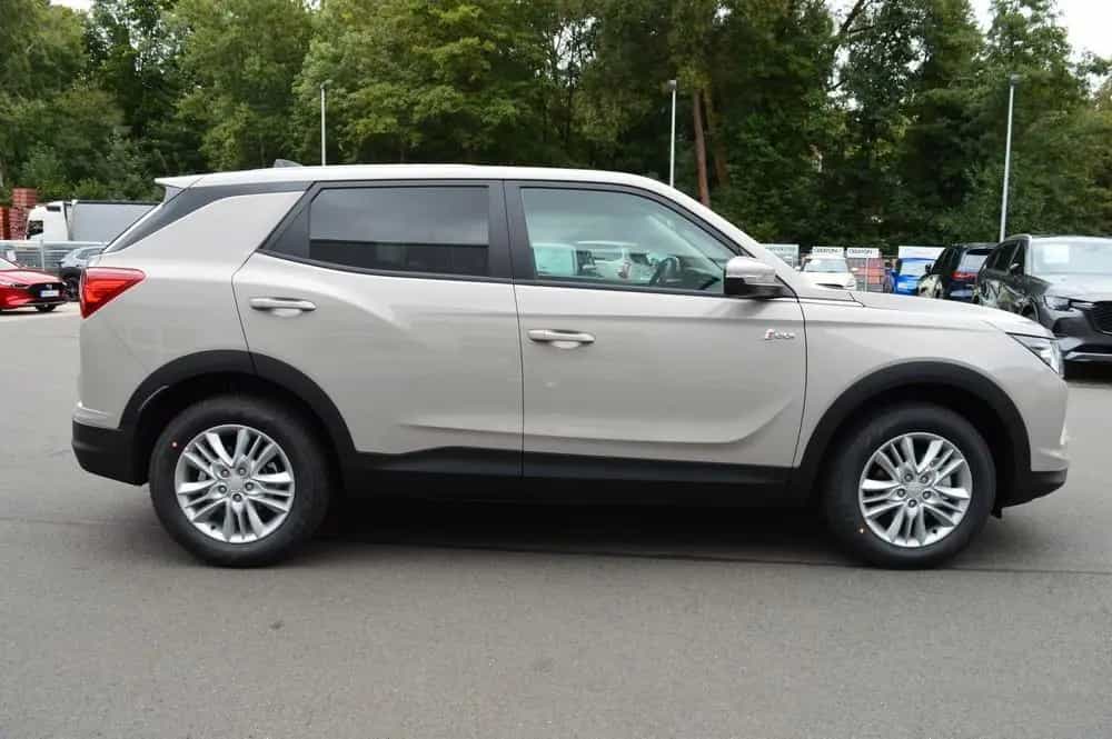 KGM Korando 1.5 T-GDI Nomad *Cam+PDC+DAB+SH+Heizung* 01/2026-photo-5