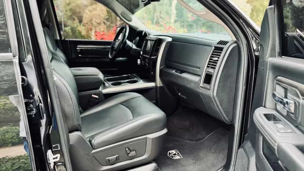Dodge SPORT*LUFT*AHK*WINDE*LED*ROLLBAR*OFFROAD* 02/2017-photo-43