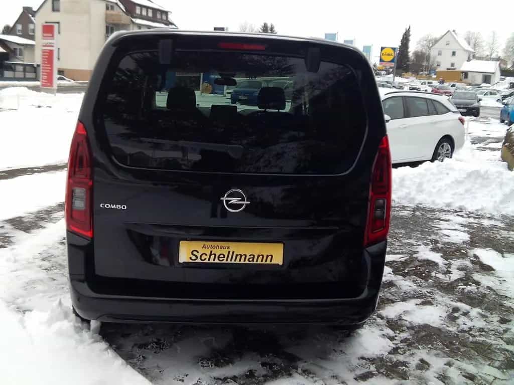 Opel Combo Life 1.5D Elegance PDC+Kam SHZ LHZ Navi-Ap 01/2022-photo-4