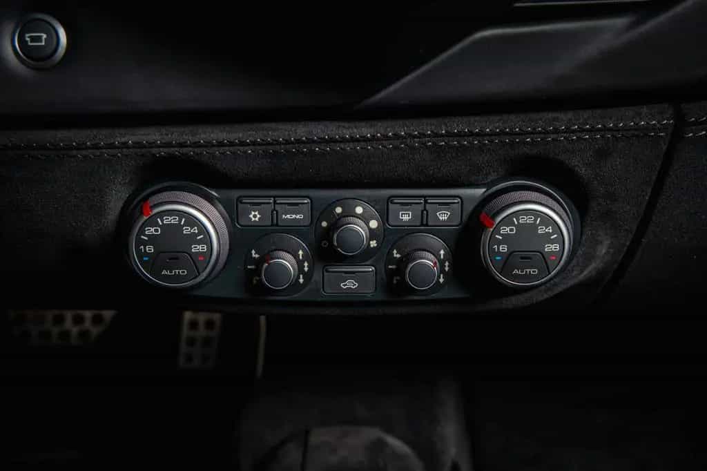 Ferrari 488 Spider *FERRARI DENMARK* 04/2017-photo-29