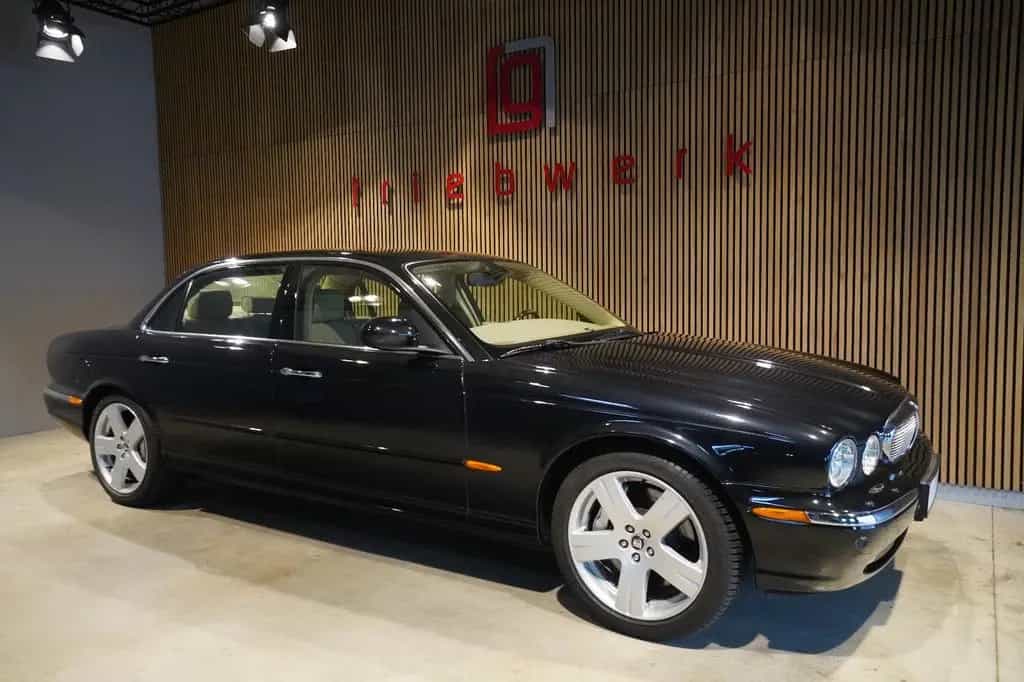 Jaguar XJR Super V8 Lang -BRD-1 Halter-U-Frei-48TKM 11/2005-photo-17
