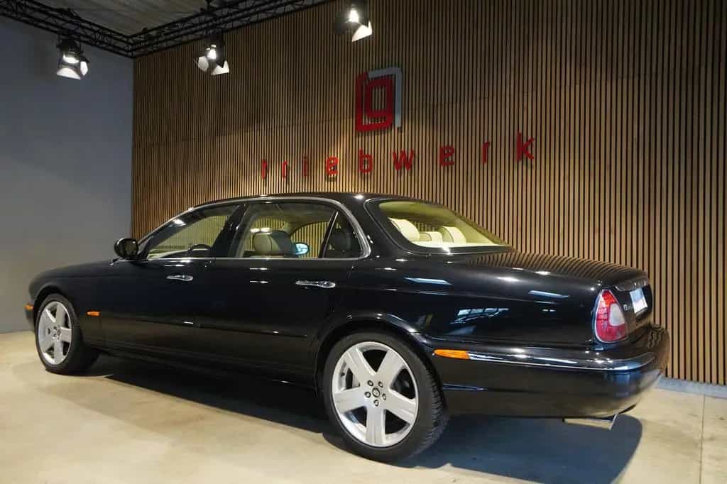 Jaguar XJR Super V8 Lang -BRD-1 Halter-U-Frei-48TKM 11/2005-photo-2