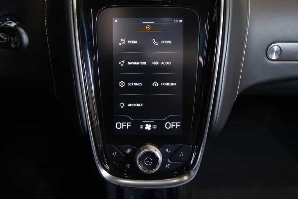 McLaren GT - Luxe - MSO Cirrus Grey 08/2023-photo-15