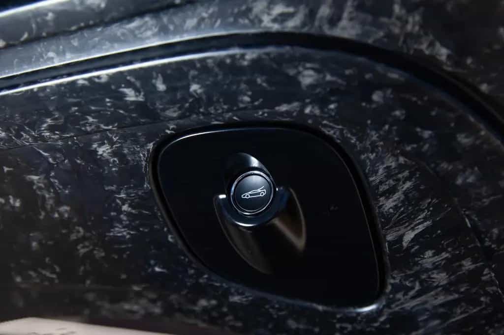 McLaren GT - Luxe - MSO Cirrus Grey 08/2023-photo-22