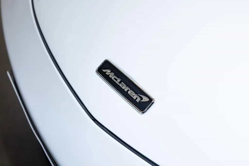McLaren GT - Luxe - MSO Cirrus Grey 08/2023-photo-27