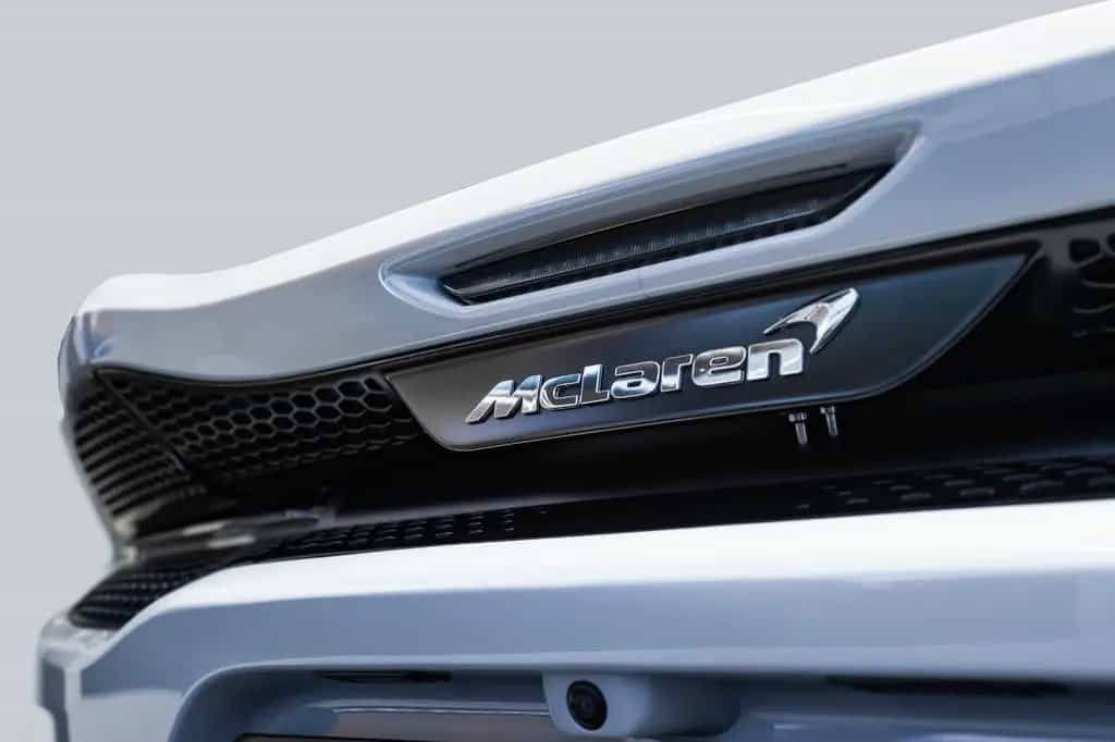 McLaren GT - Luxe - MSO Cirrus Grey 08/2023-photo-28