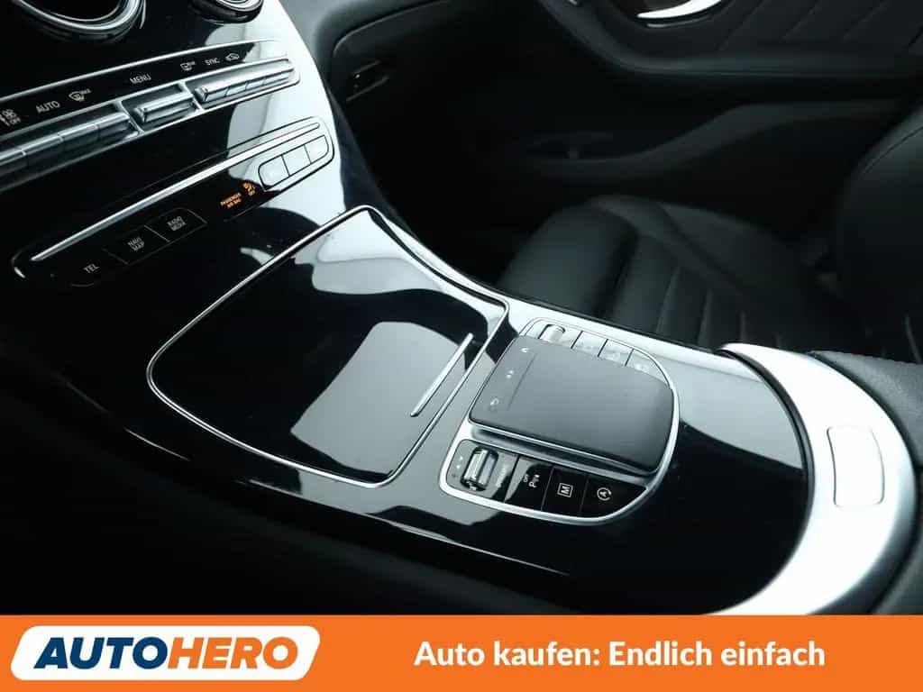 Mercedes-Benz GLC-Class 200 4Matic AMG Line Aut.*NAVI*LED*ACC* 02/2021-photo-22