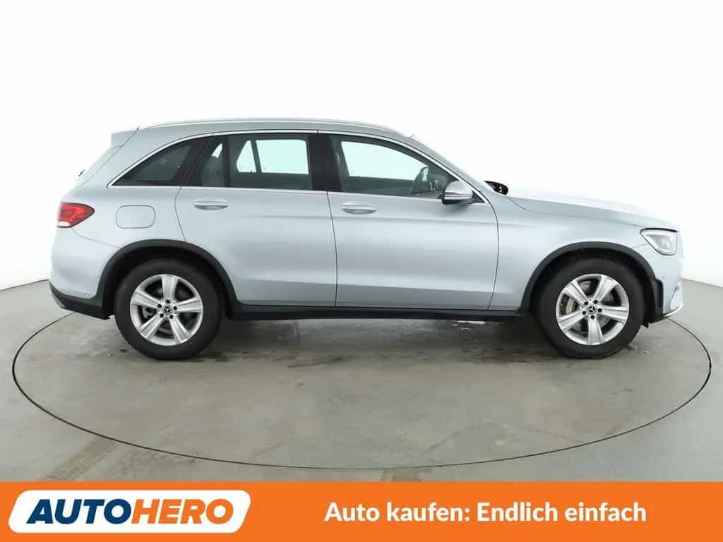 Mercedes-Benz GLC-Class 200 4Matic AMG Line Aut.*NAVI*LED*ACC* 02/2021-photo-6