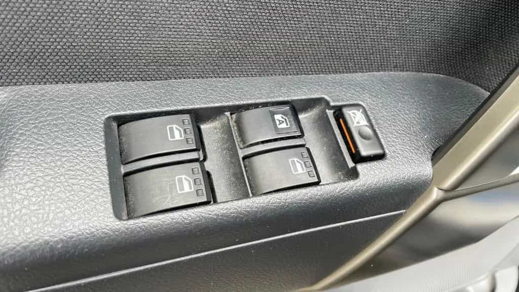 Daihatsu Terios 1.5 Top S 4WD/1-Hand/Standheizung/Top Ztd 05/2011-photo-14