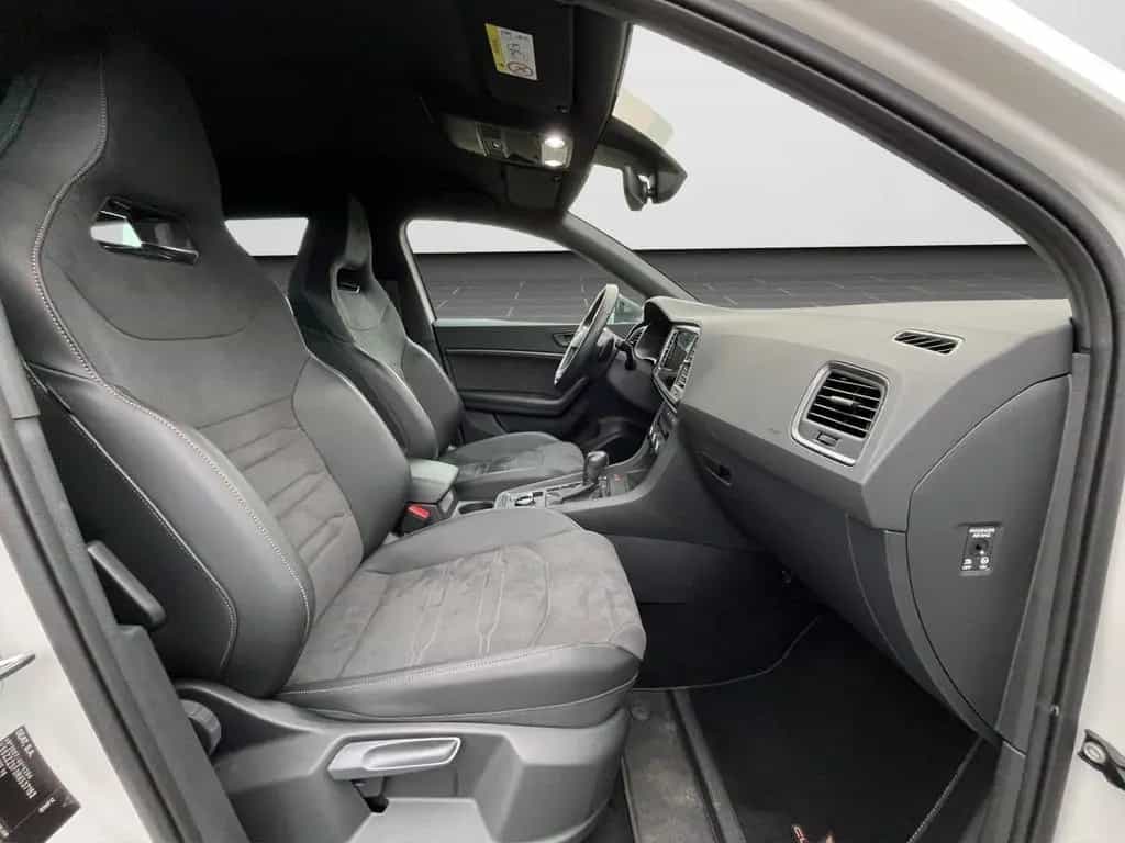 Cupra Ateca 2.0 TSI VZ 4Drive Navi, ACC, Travel Assist 01/2024-photo-3