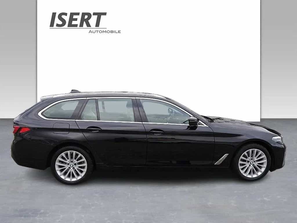 BMW 5 Series 520d xDrive tour. Luxury Line A: +PANO+HIFI+DAB+ 08/2022-photo-9