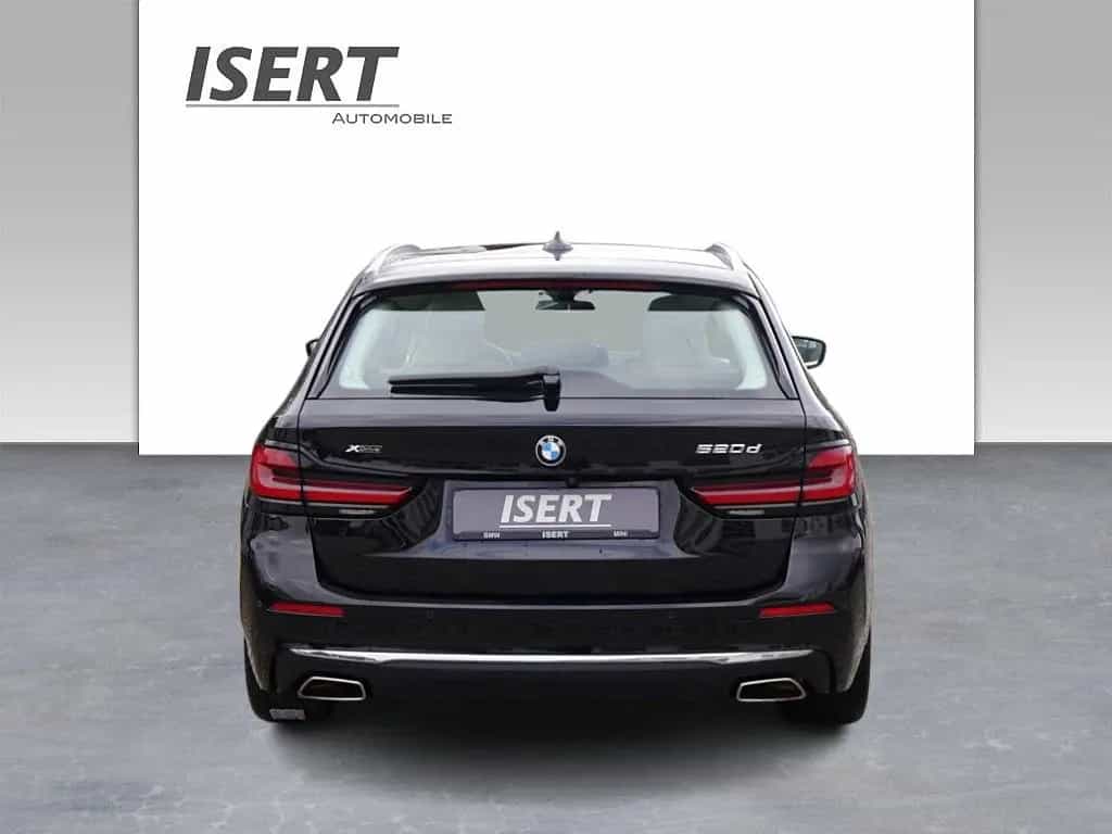 BMW 5 Series 520d xDrive tour. Luxury Line A: +PANO+HIFI+DAB+ 08/2022-photo-11