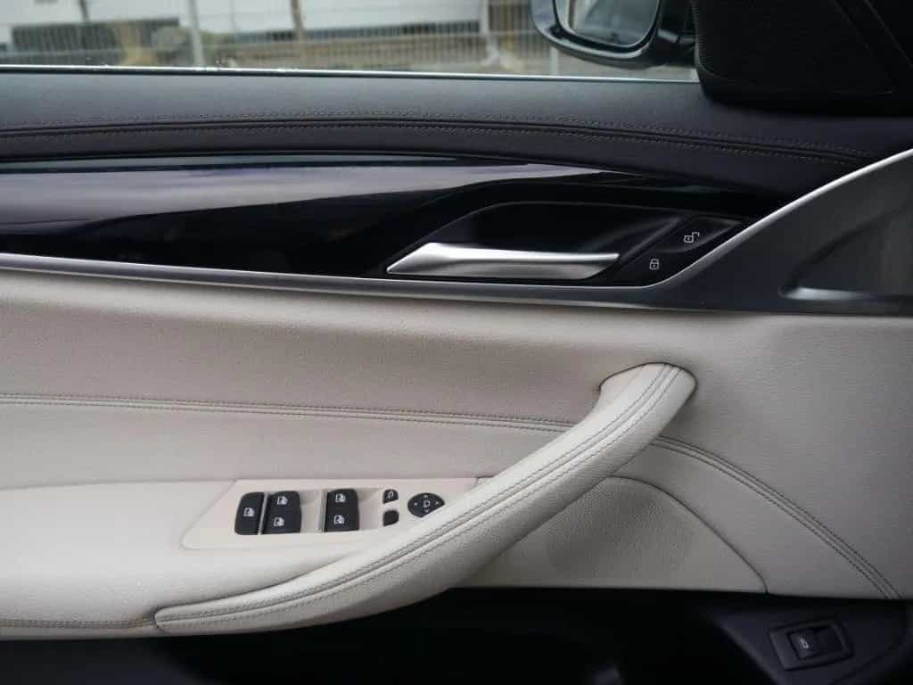 BMW 5 Series 520d xDrive tour. Luxury Line A: +PANO+HIFI+DAB+ 08/2022-photo-20