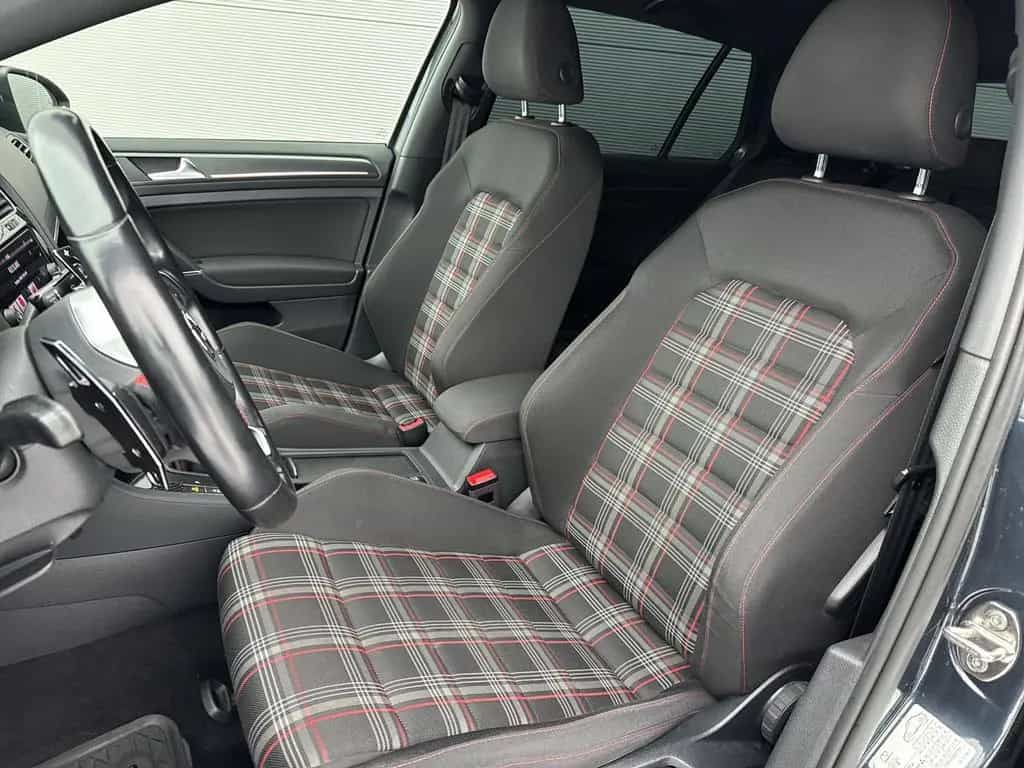 Volkswagen Golf VII GTI Performance 245PS LED ACC VIRTUAL 1 06/2019-photo-10