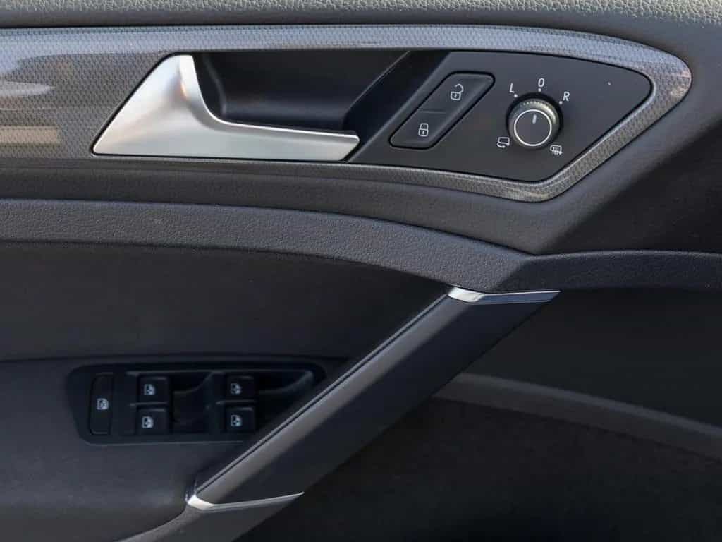 Volkswagen Golf VII 1.0 TSI Join R-Line NAVI CLIMATRONIC PR 03/2019-photo-8
