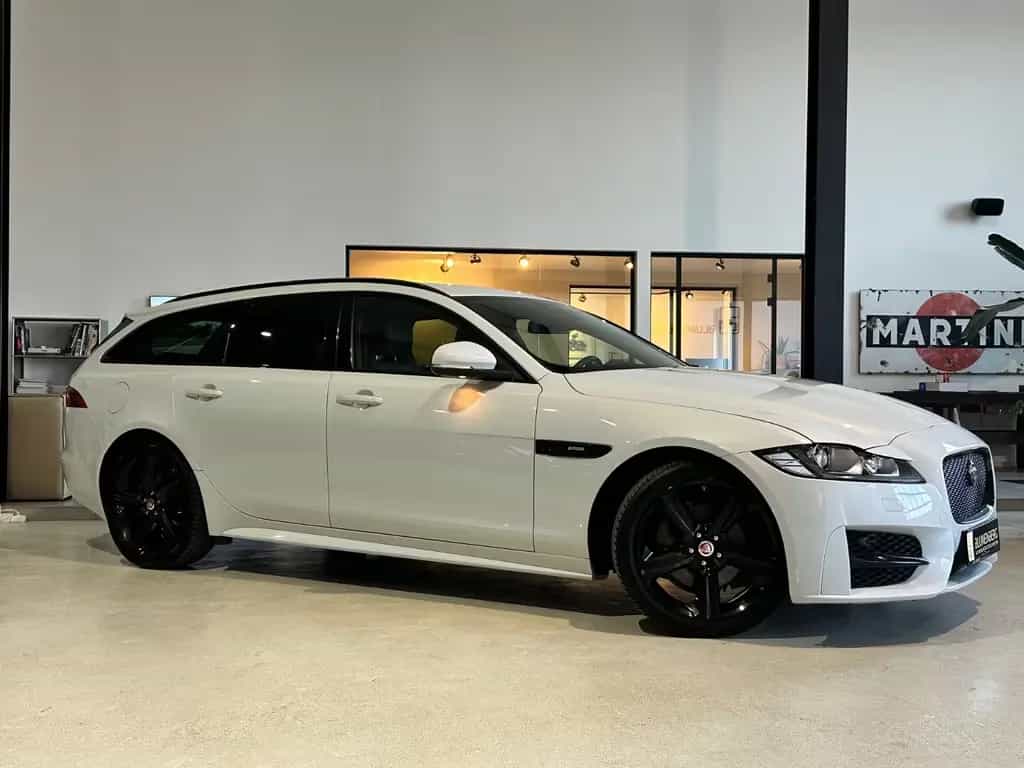 Jaguar XF Sportbrake 2.0d R-Sport *Black Pack,Kamera* 08/2018-photo-1